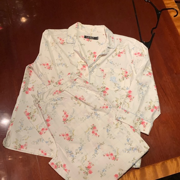 Ralph. Lauren ladies pajamas. - Picture 1 of 4